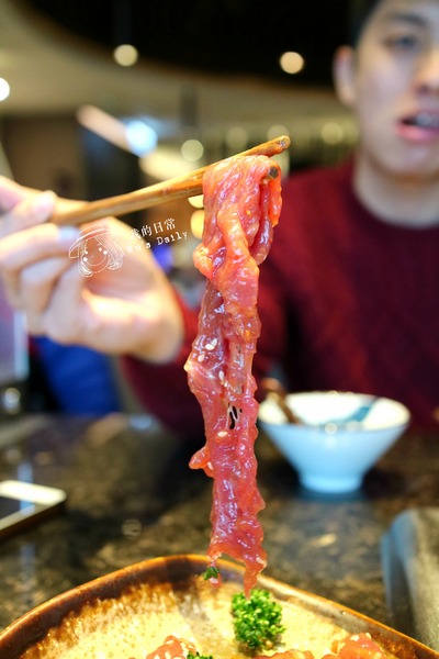 海底撈火鍋(台灣一號店)：├吃喝┤├捷運世貿101站┤├ATT 4 FUN┤海底撈火鍋-把客人寵上天的火鍋店