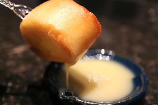 海底撈火鍋(台灣一號店)：├吃喝┤├捷運世貿101站┤├ATT 4 FUN┤海底撈火鍋-把客人寵上天的火鍋店