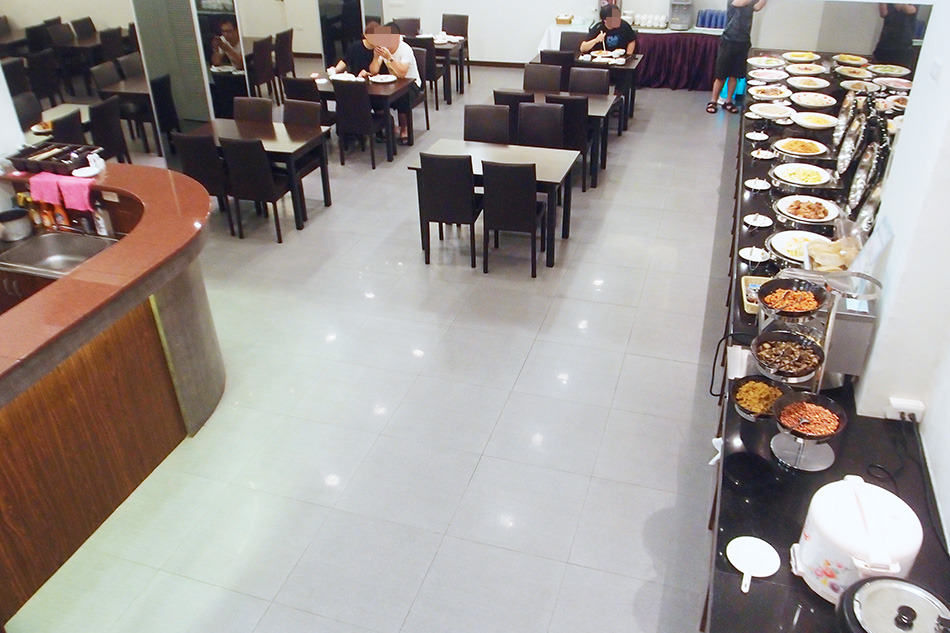 [住宿]●--【新竹】悅豪大飯店-新竹館/近火車站/靠城隍廟/有陽台的套房