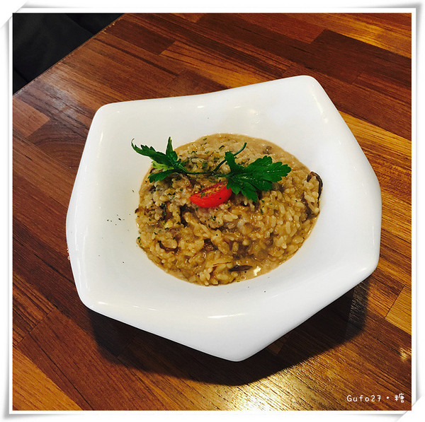 GUFO27 BRUNCH&CAFE：【台北中山】Gufo27庫塔廚房