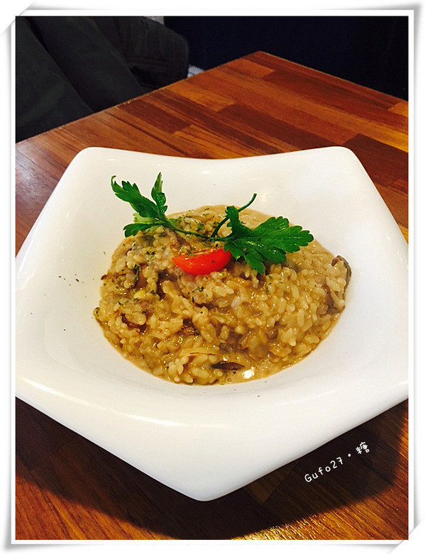 GUFO27 BRUNCH&CAFE：【台北中山】Gufo27庫塔廚房