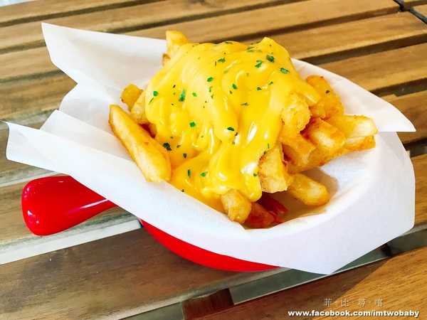 GUFO27 BRUNCH&CAFE: 【捷運美食】Gufo27庫塔廚房 貓頭鷹主題餐廳 早午餐/義式料理/甜點/咖啡 創意餐點份量十足 夢幻甜點色彩繽紛超吸睛!南京復興捷運站 GUFO27 BRUNCH&CAFE: 【捷運美食】Gufo27庫塔廚房 貓頭鷹主題餐廳 早午餐/義式料理/甜點/咖啡 創意餐點份量十足 夢幻甜點色彩繽紛超吸睛!南京復興捷運站