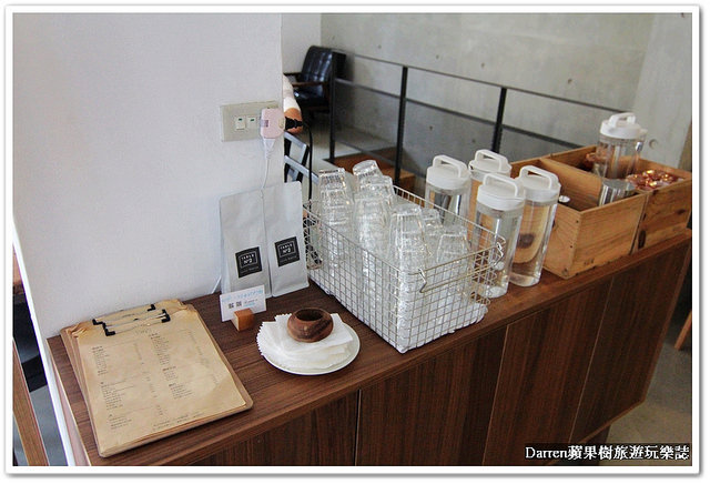 『桃園市中壢區下午茶』Table2 Coffee Roaster★必點軟綿細緻的舒芙蕾鬆餅/中壢sogo商圈/海華特區美食