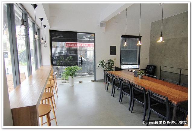 『桃園市中壢區下午茶』Table2 Coffee Roaster★必點軟綿細緻的舒芙蕾鬆餅/中壢sogo商圈/海華特區美食