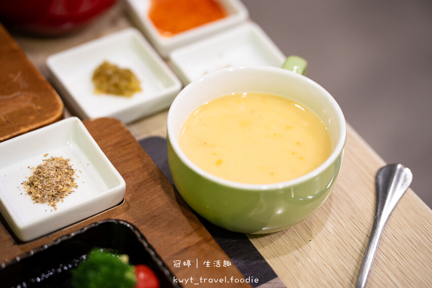 台中龍井美食餐廳推薦_阿蘭貝爾牛排廚房，加69元多樣炸物無限吃！被排餐耽誤的羅宋湯專賣店，中科商圈親子餐廳推薦_2025菜單 – 冠婷生活趣