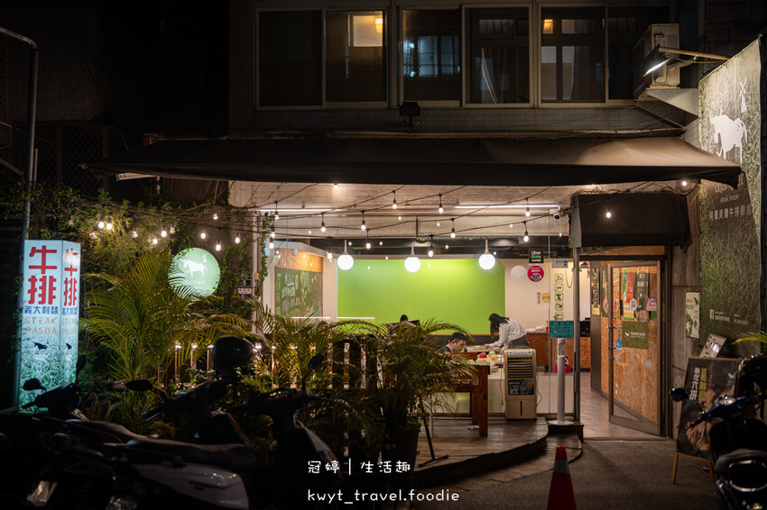 台中龍井美食餐廳推薦_阿蘭貝爾牛排廚房，加69元多樣炸物無限吃！被排餐耽誤的羅宋湯專賣店，中科商圈親子餐廳推薦_2025菜單 – 冠婷生活趣