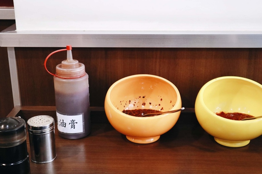 廟東清水排骨酥麵