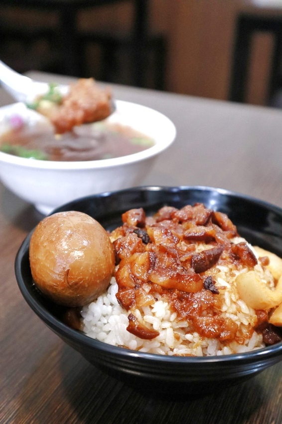 廟東清水排骨酥麵