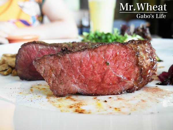 Mr.Wheat 小麥先生創意料理(文平義式館)：【台南】小麥先生(文平義式館) 超美味！主廚排餐～給我吃肉其餘免談！