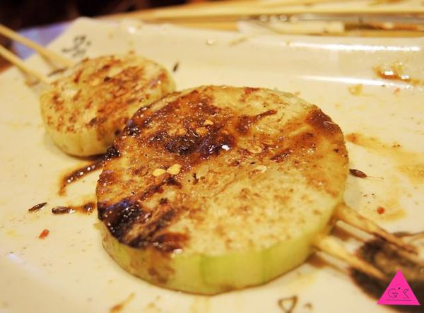 [GS愛吃鬼]台北X西門X西門內疆精緻串燒X下班宵夜小酌好去處