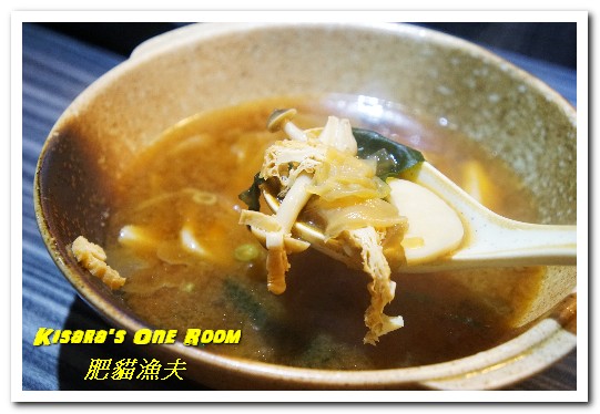 肥猫漁夫海鮮丼專賣店:台北必吃.嚴選台灣在地當季海鮮的美味丼飯──肥貓漁夫