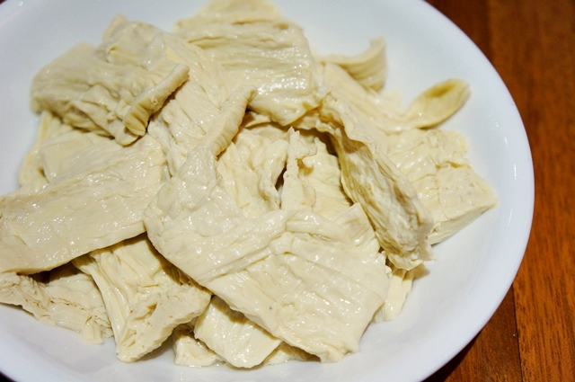 【台北中山區】八條麻辣鍋,讓你爽快吃超大肉片和麻的過癮的湯!