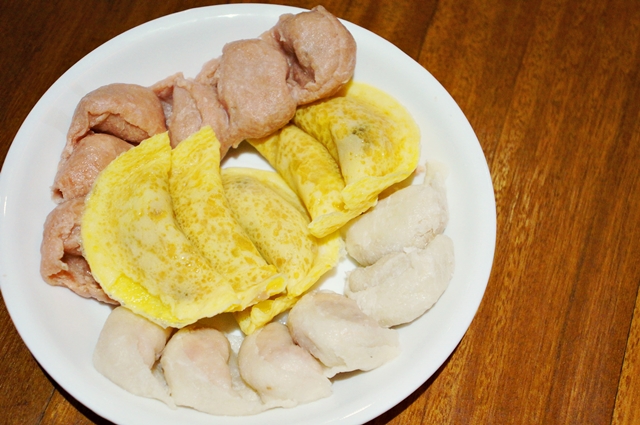 【台北中山區】八條麻辣鍋,讓你爽快吃超大肉片和麻的過癮的湯!