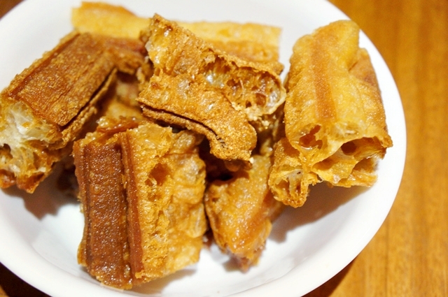 【台北中山區】八條麻辣鍋,讓你爽快吃超大肉片和麻的過癮的湯!