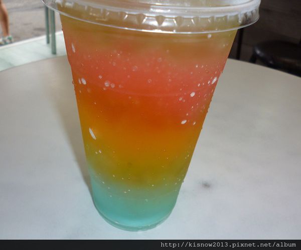 窩浩斯 Wow House：一掃陰霾心情--窩浩斯冰館(麻吉冰館)彩虹冰沙体驗心得