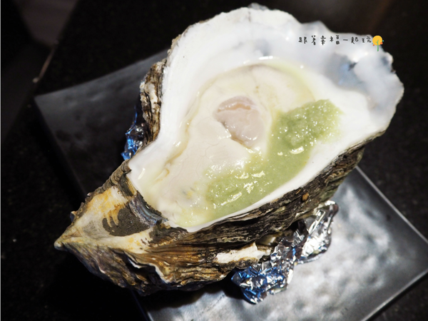 《八田頂級帝王蟹燒烤》千元有找就可以吃到頂級帝王蟹？還有專人桌邊服務？