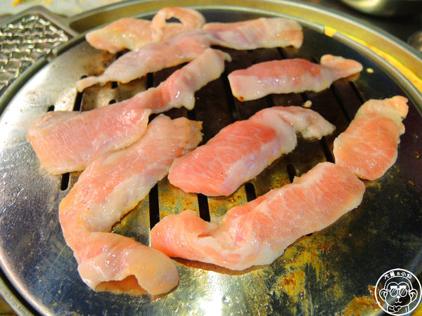 新麻蒲海鷗臺灣1號店：呷飽祙【台北大安･新麻蒲海鷗臺灣1號店마포갈매기】道地韓國風味烤肉