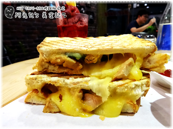 ∥台北中山∥HEY CAFE(體驗團).巷弄隱藏CP值超高的咖啡廳,必吃牽絲遷到天邊的帕尼尼*善導寺