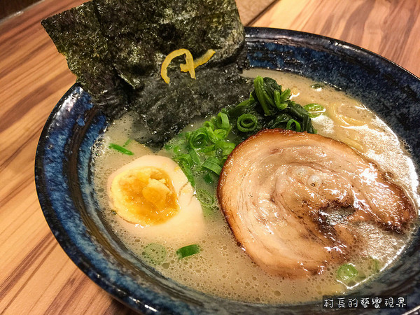 麵處小林(高雄店)：【食記】｛高雄。左營區｝販賣機式拉麵小館！麵處小林-日式拉麵