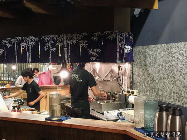 麵處小林(高雄店)：【食記】｛高雄。左營區｝販賣機式拉麵小館！麵處小林-日式拉麵