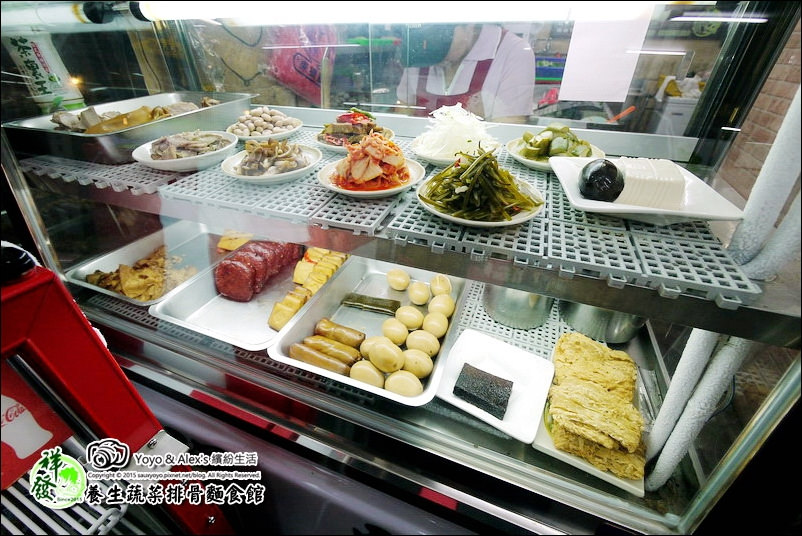 【板橋】祥發養生蔬菜排骨麵食館 ~ 吃起來像半筋半肉牛肉般口感的招牌豬排骨