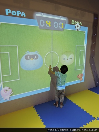 [親子]POPA動畫親子館（台中老虎城旗鑑店）。