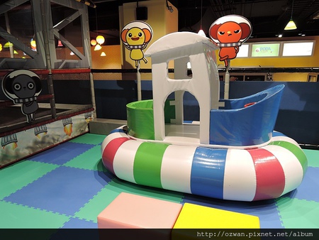 [親子]POPA動畫親子館（台中老虎城旗鑑店）。