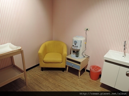 [親子]POPA動畫親子館（台中老虎城旗鑑店）。