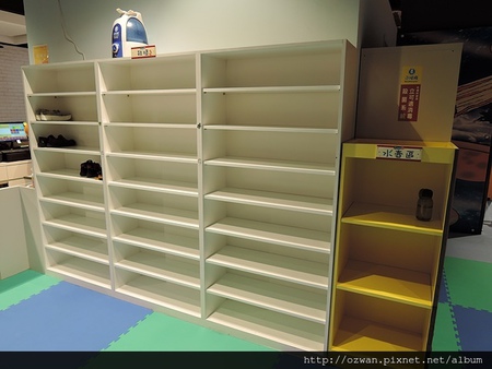 [親子]POPA動畫親子館（台中老虎城旗鑑店）。