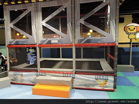 [親子]POPA動畫親子館（台中老虎城旗鑑店）。