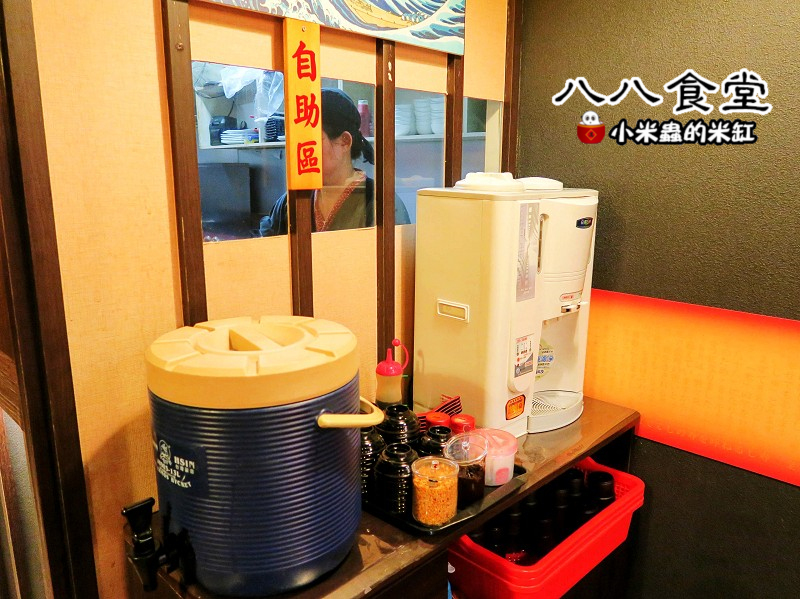 【捷運板橋站】八八食堂~壽司/拉麵/丼飯/定食，平價美味，板橋日本料理推薦!