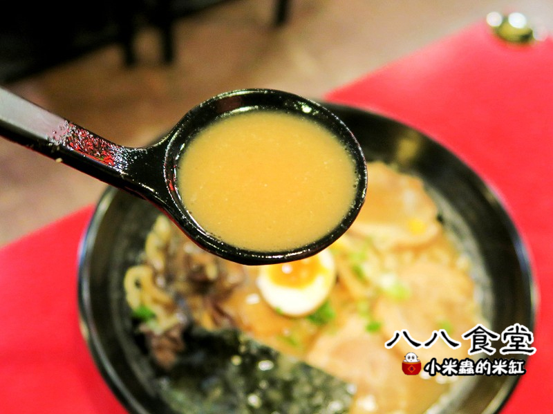 【捷運板橋站】八八食堂~壽司/拉麵/丼飯/定食，平價美味，板橋日本料理推薦!