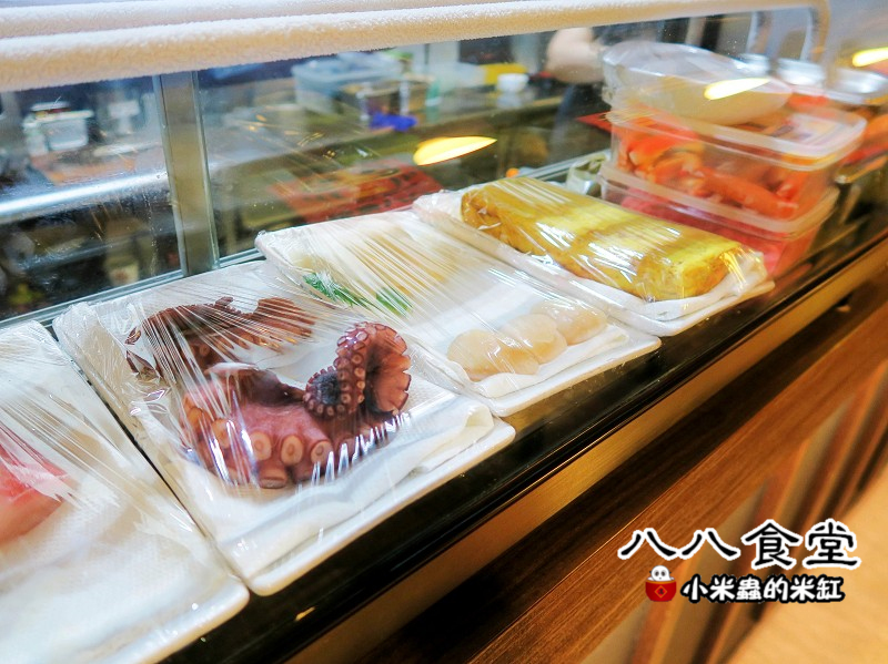 【捷運板橋站】八八食堂~壽司/拉麵/丼飯/定食，平價美味，板橋日本料理推薦!
