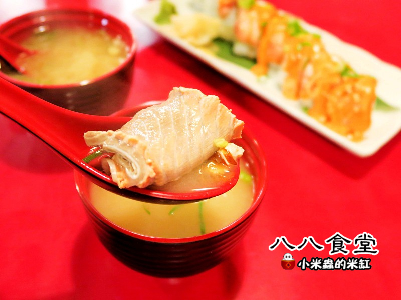 【捷運板橋站】八八食堂~壽司/拉麵/丼飯/定食，平價美味，板橋日本料理推薦!