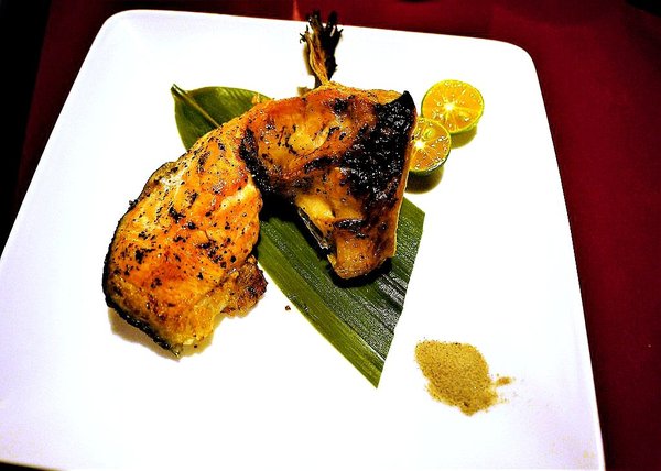 八八食堂：【平價日式料理】八八食堂，生魚片/握壽司/丼飯，讓人愛不釋口一道道美味料理，運板橋站美食