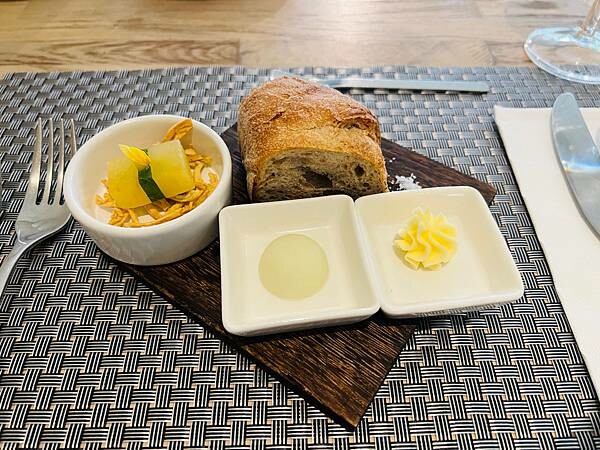 台北市靜巷中充滿藝文氣息的文青餐廳:青田藝集Art Read