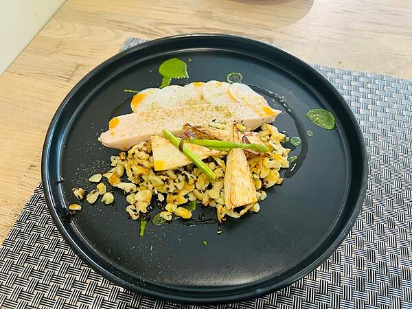 台北市靜巷中充滿藝文氣息的文青餐廳:青田藝集Art Read