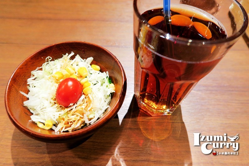 【捷運台北車站|京站美食廣場】Izumi Curry~來自大阪の咖哩,漢堡排也太威了吧!!但最喜歡的還是♥天使滑蛋牛肉咖哩飯♥