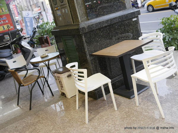 香檸貝克SIANG NING BEIKE(北屯同心店):【食記】台中Siang Ning Beike Lemon Donuts 香檸貝克甜甜圈專賣-北屯同心店@北屯東山路 : 環境寬敞舒適, 甜點口感依舊, 還有新產品等著你喔!! 香檸貝克SIANG NING BEIKE(北屯同心店):【食記】台中Siang Ning Beike Lemon Donuts 香檸貝克甜甜圈專賣-北屯同心店@北屯東山路 : 環境寬敞舒適, 甜點口感依舊, 還有新產品等著你喔!!