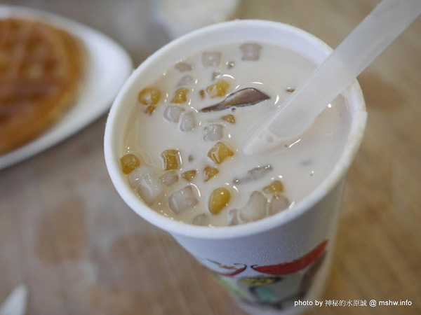 香檸貝克SIANG NING BEIKE(北屯同心店):【食記】台中Siang Ning Beike Lemon Donuts 香檸貝克甜甜圈專賣-北屯同心店@北屯東山路 : 環境寬敞舒適, 甜點口感依舊, 還有新產品等著你喔!! 香檸貝克SIANG NING BEIKE(北屯同心店):【食記】台中Siang Ning Beike Lemon Donuts 香檸貝克甜甜圈專賣-北屯同心店@北屯東山路 : 環境寬敞舒適, 甜點口感依舊, 還有新產品等著你喔!!