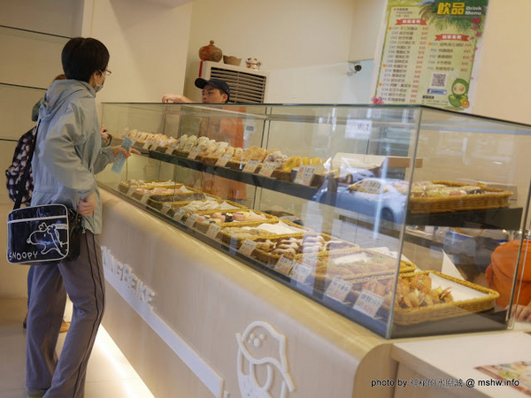 香檸貝克SIANG NING BEIKE(北屯同心店):【食記】台中Siang Ning Beike Lemon Donuts 香檸貝克甜甜圈專賣-北屯同心店@北屯東山路 : 環境寬敞舒適, 甜點口感依舊, 還有新產品等著你喔!! 香檸貝克SIANG NING BEIKE(北屯同心店):【食記】台中Siang Ning Beike Lemon Donuts 香檸貝克甜甜圈專賣-北屯同心店@北屯東山路 : 環境寬敞舒適, 甜點口感依舊, 還有新產品等著你喔!!