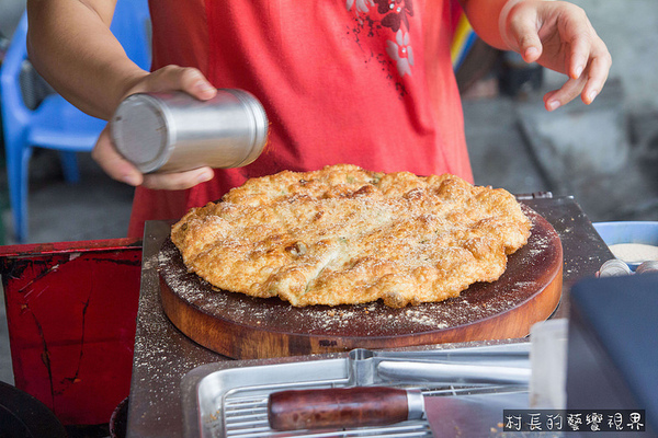 東港蔥油餅:【食記】{屏東。東港鎮}東港在地人都知道的美食,馬祖蔥油餅酥薄脆 東港蔥油餅:【食記】{屏東。東港鎮}東港在地人都知道的美食,馬祖蔥油餅酥薄脆