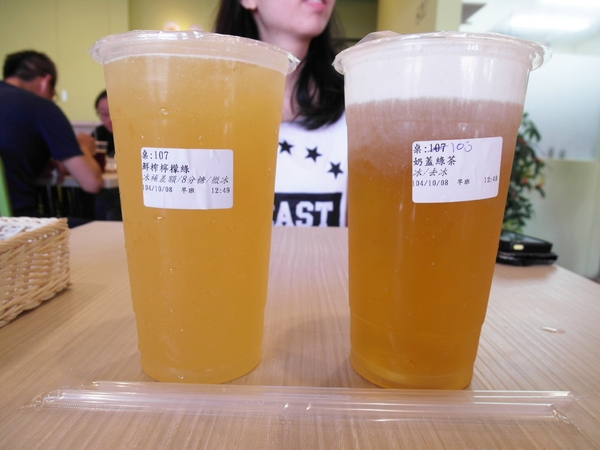 夏帕焗烤專賣(台南夢時代店)：【台南】夏帕焗烤專賣 (夢時代店) ──BABY蜜糖土司／平價焗烤／推辣肉醬起司脆餅