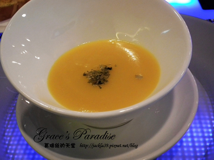 DSCF2890_nEO_IMG.jpg DSCF2890_nEO_IMG.jpg