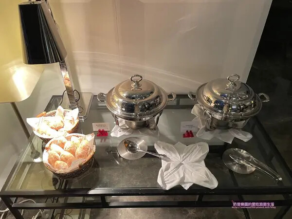 [台北中山區]平日限定𝒔𝒆𝒎𝒊 𝒃𝒖𝒇𝒇𝒆𝒕半自助式套餐-萬