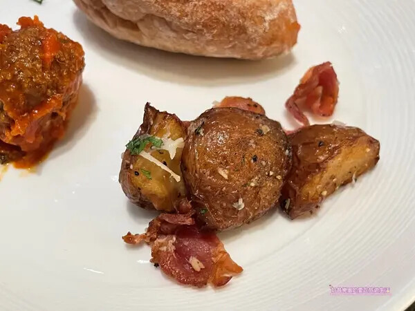 [台北中山區]平日限定𝒔𝒆𝒎𝒊 𝒃𝒖𝒇𝒇𝒆𝒕半自助式套餐-萬