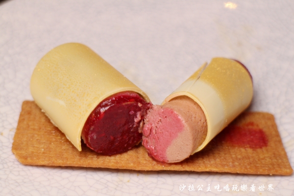 台北萬豪酒店 Taipei Marriott Hotel-Lobby Lounge：大直下午茶/化妝品可以吃？！台北萬豪酒店Lobby LoungeX韓系頂級美妝品牌雪花秀，推出期間限定「完美瓷肌下午茶」網美必朝聖