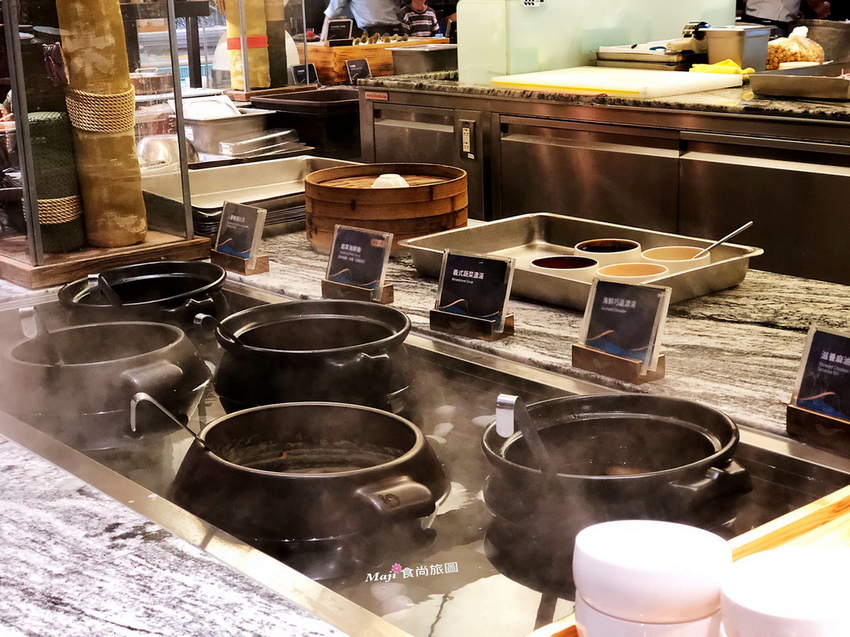 /tmp/php7lKpuE /tmp/php7lKpuE