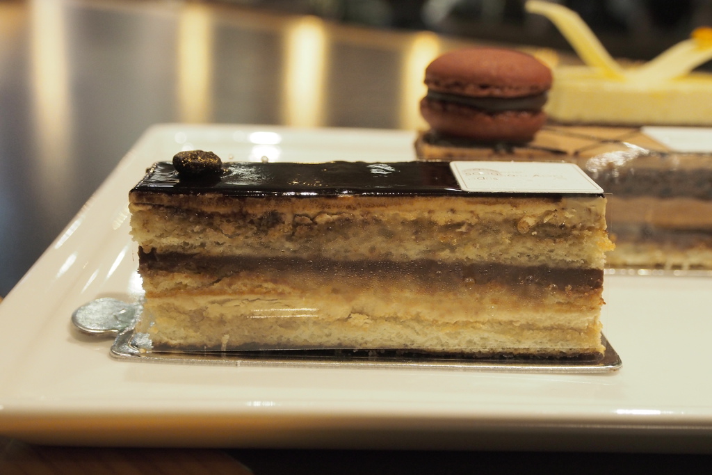 [台北] 星巴克龙门咖啡栈 x 青木定治限定甜点甜点控&咖啡控必访之