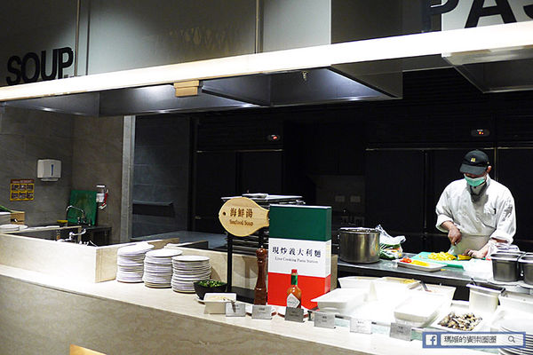 ◆台北東區【漢來海港餐廳敦化店】激推五星級自助餐吃到飽。Buffet吃到飽。海鮮自助百匯。捷運忠孝敦化美食